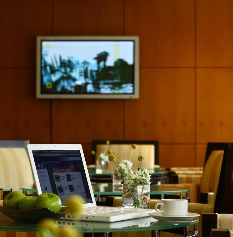 City Garden Hotel Hong Kong Exterior foto